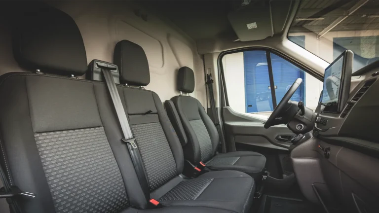 G04e-transit-van-1600x900-4